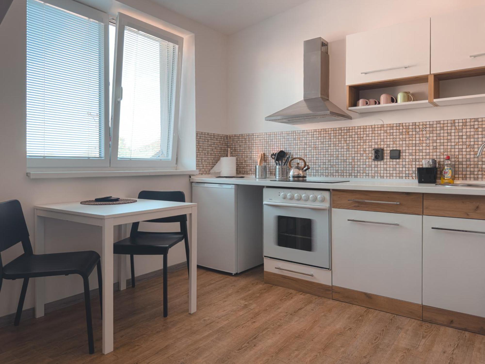 Restaurace Hotel Praha Nizbor Екстериор снимка