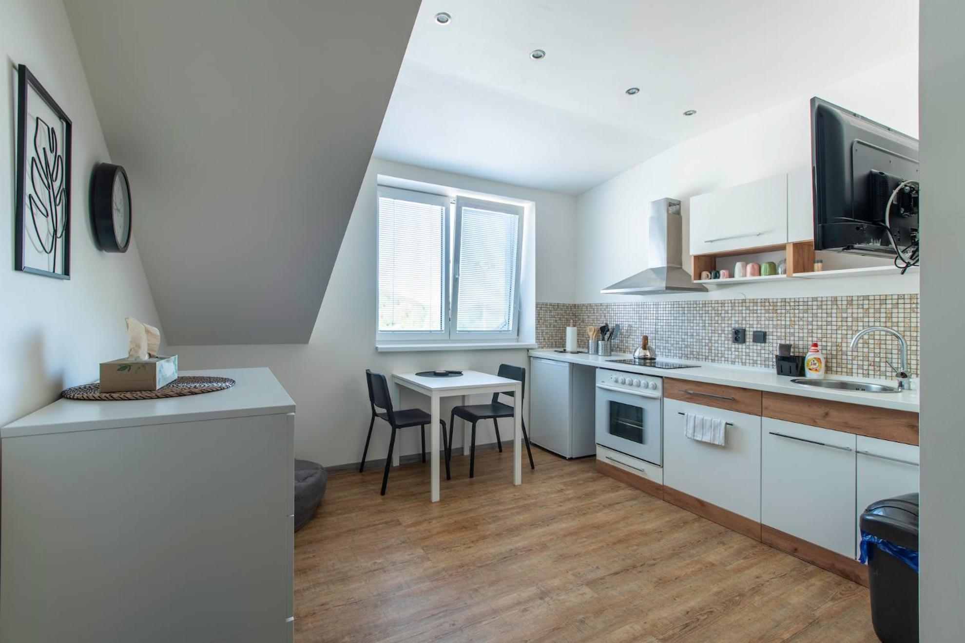 Restaurace Hotel Praha Nizbor Екстериор снимка
